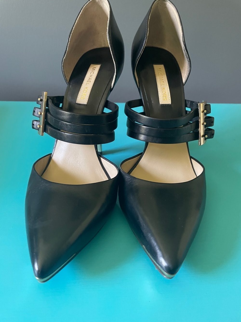 MICHAEL KORS  Annalee Black and Gold Leather Pointed-Toe Ankle stiletto